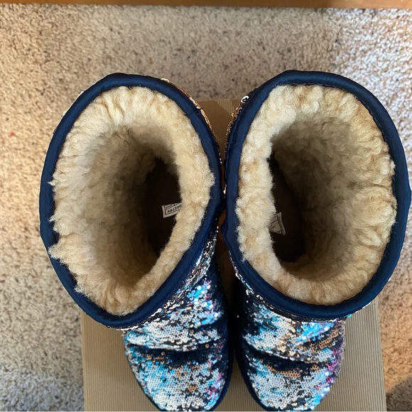 Rare Ugg Sequin Boots - Picture 6 of 11